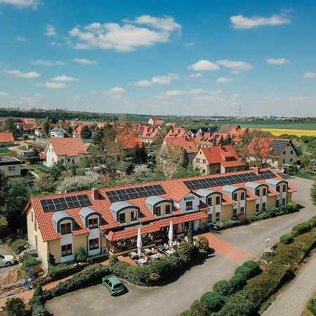 Landhotel Dresden Bagian luar foto