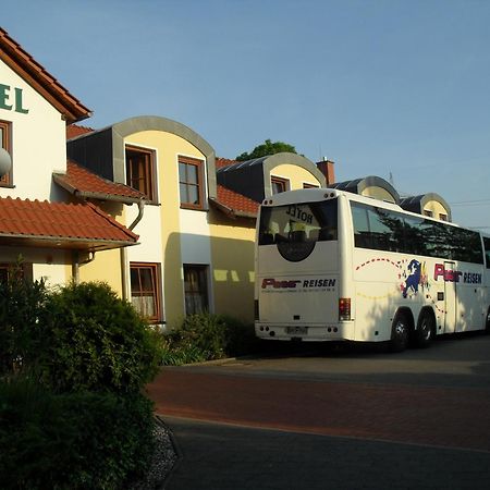 Landhotel Dresden Bagian luar foto
