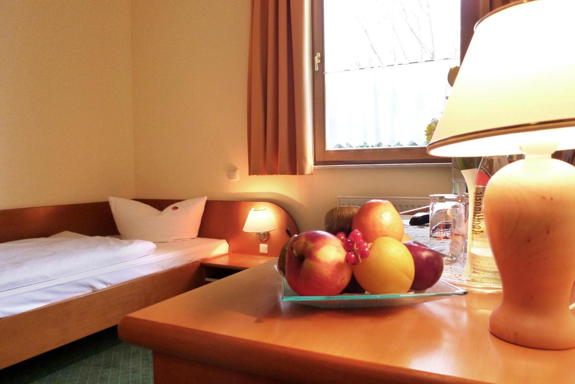 Landhotel Dresden Bagian luar foto