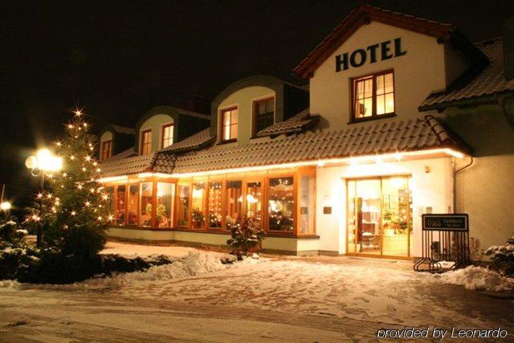 Landhotel Dresden Bagian luar foto